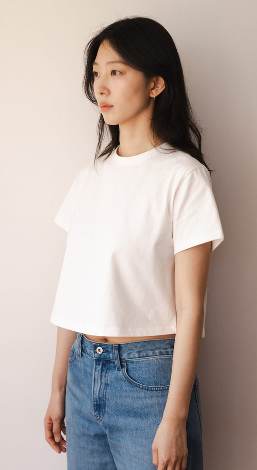 WHITE TEE