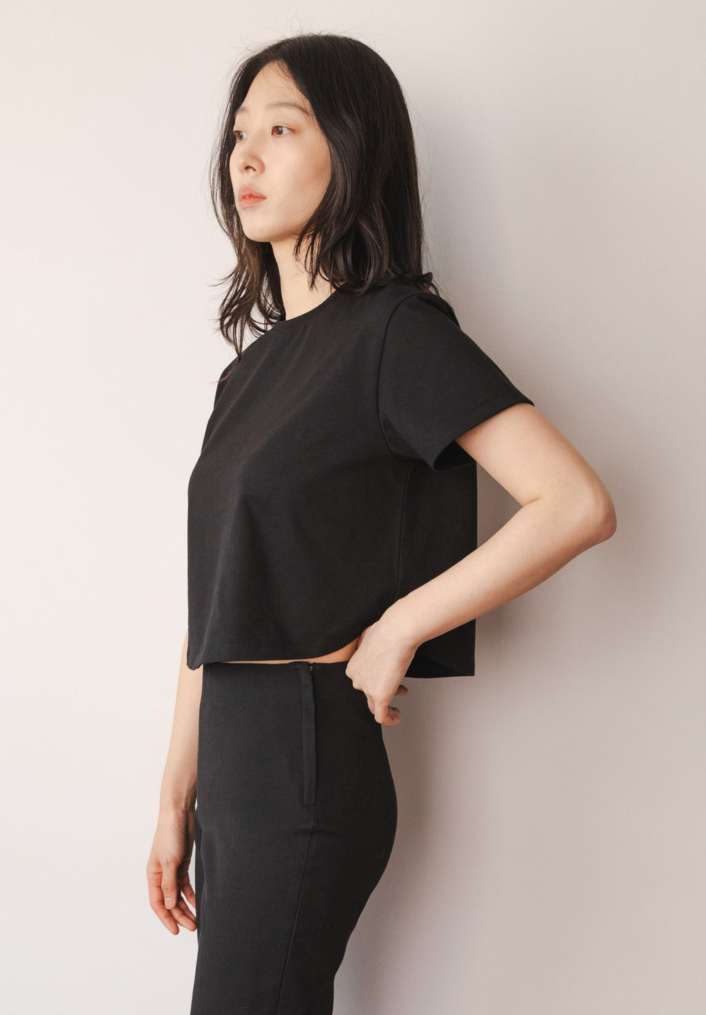 ブラックTシャツ